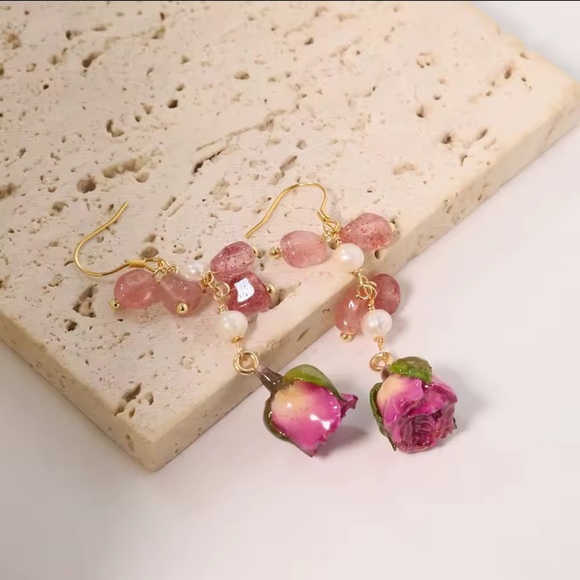 Pink Rosebud Drop Earrings
Romantic Boho Style - Picture 8 of 12